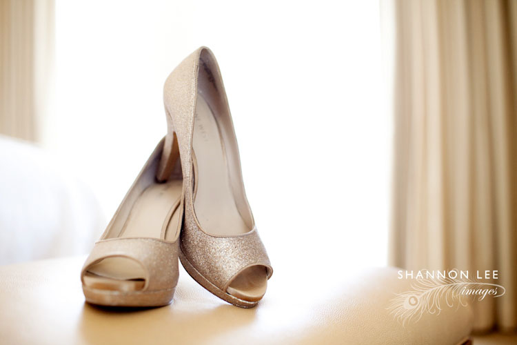 gold wedding shoes