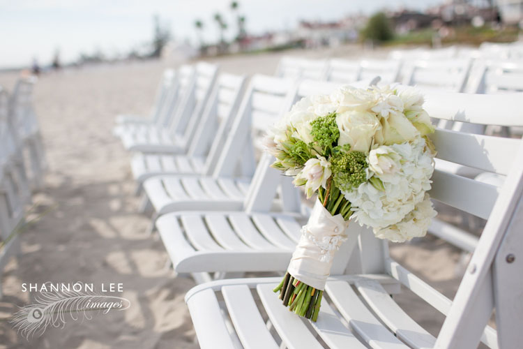 ivory beach wedding bouquet