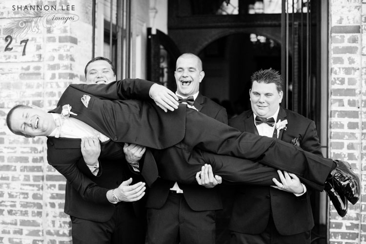 groomsmen poses
