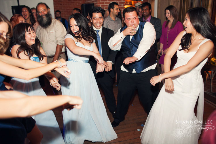 gangnam style dancing wedding
