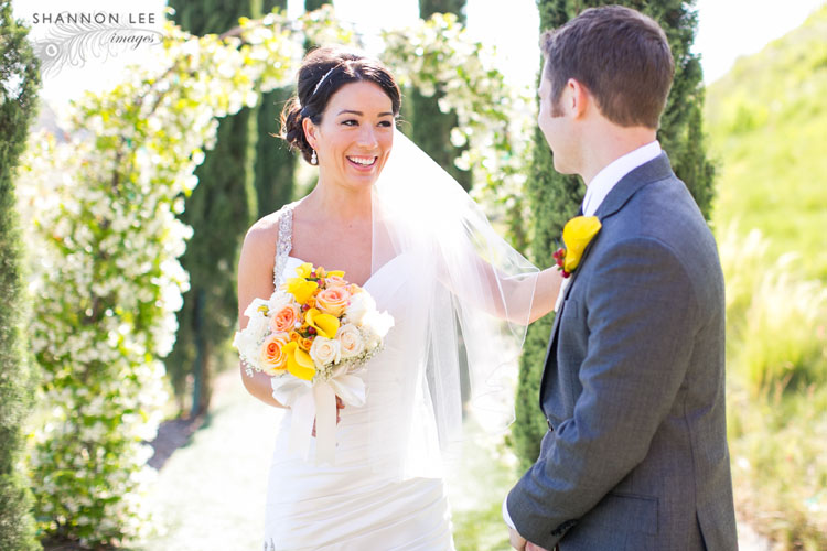 falkner winery wedding first look