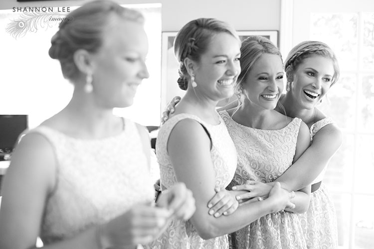 wedding getting ready moments