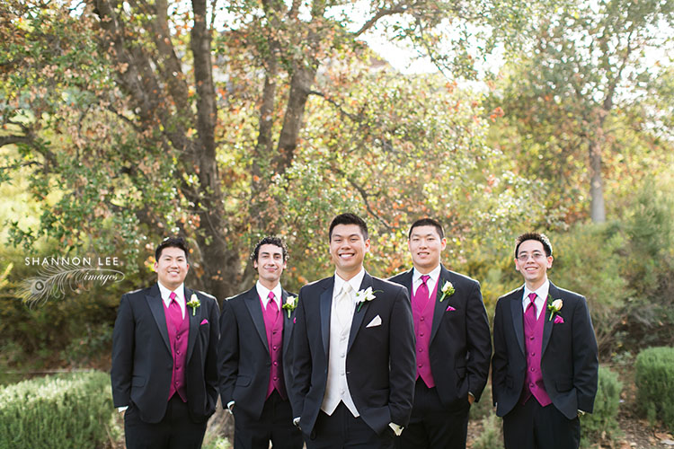 bridal party poses