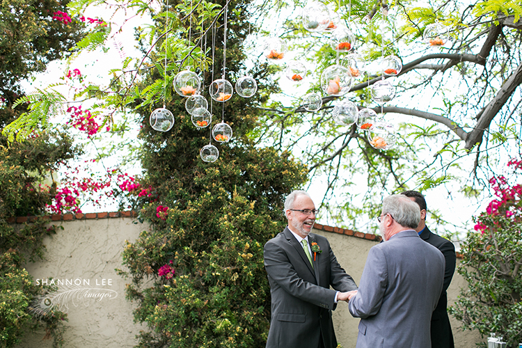 diy backyard wedding ceremony