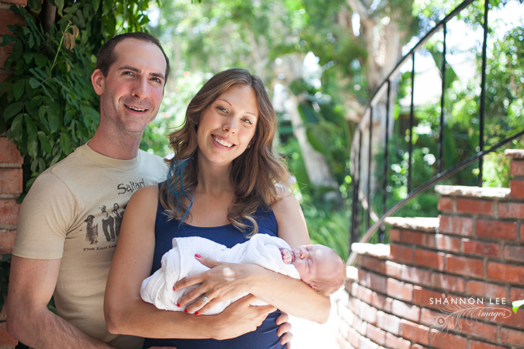 la-newborn-photographer-214 newborn baby family photography