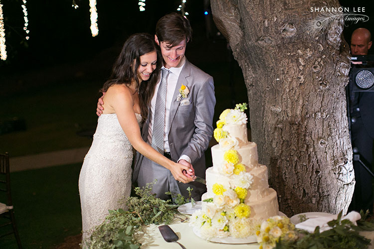 saddlerock-ranch-wedding-165 wedding cake cutting
