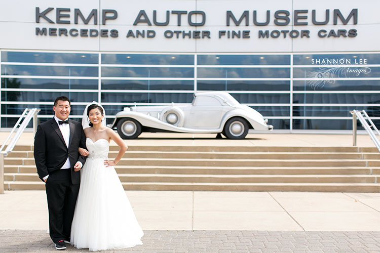 st-louis-wedding-photographer-113 wedding photographer kemp auto museum