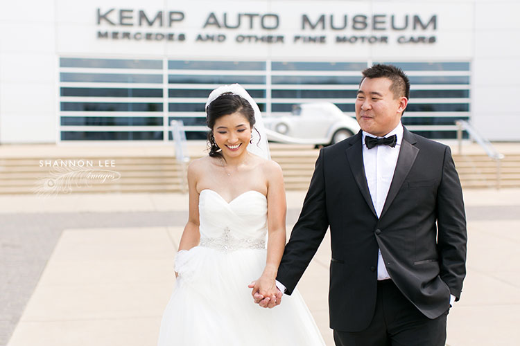 st-louis-wedding-photographer-116 kemp auto museum st louis wedding photography